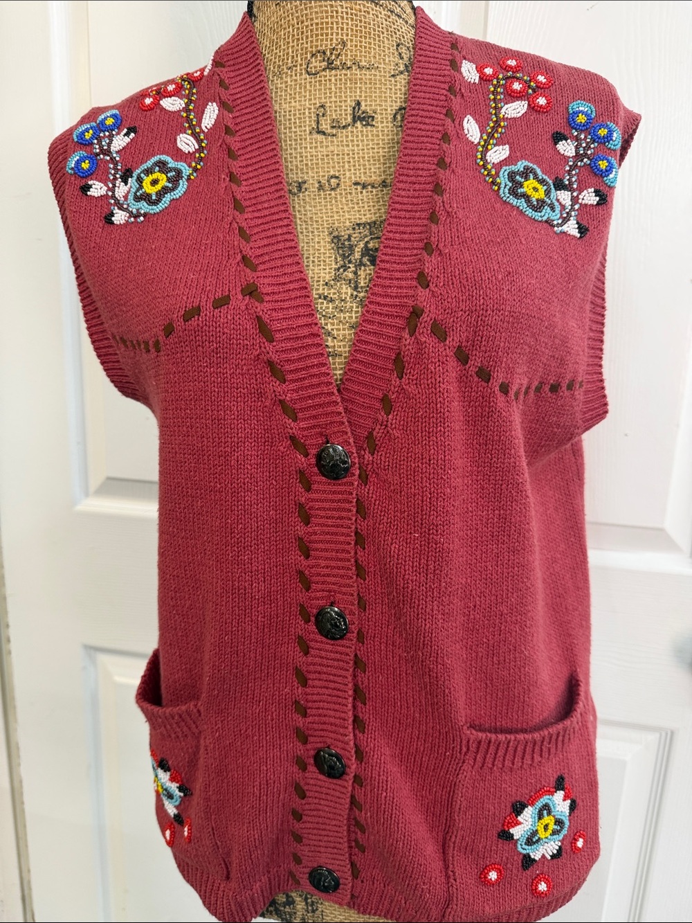 VTG Cambridge Dry Goods Knit Sweater Vest Beaded Floral Embroidered Red S/M
